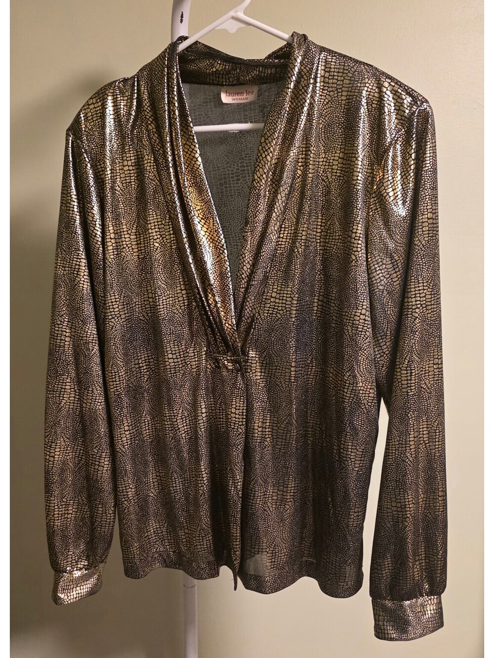 VTG Metallic Gold and Black Long Sleeve V-Neck Blouse